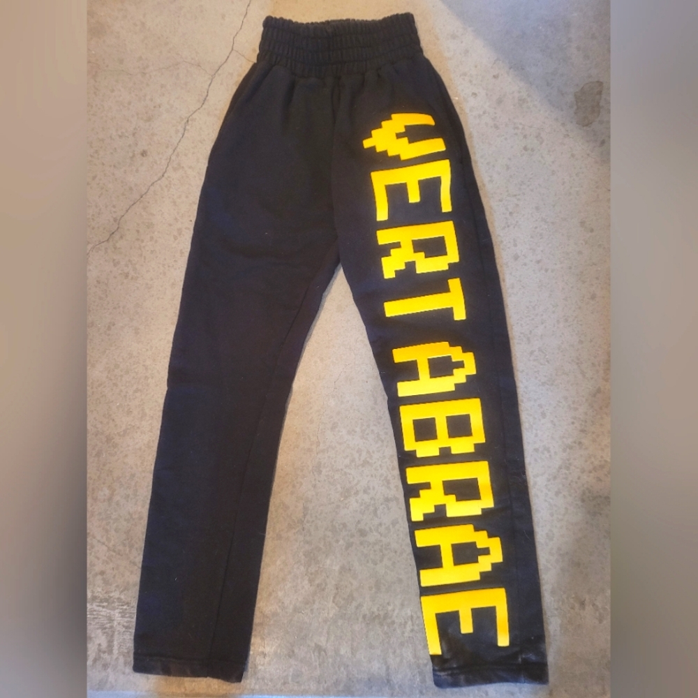 Vertabrae C-2 Black and Yellow Sweatpants Small NWOT